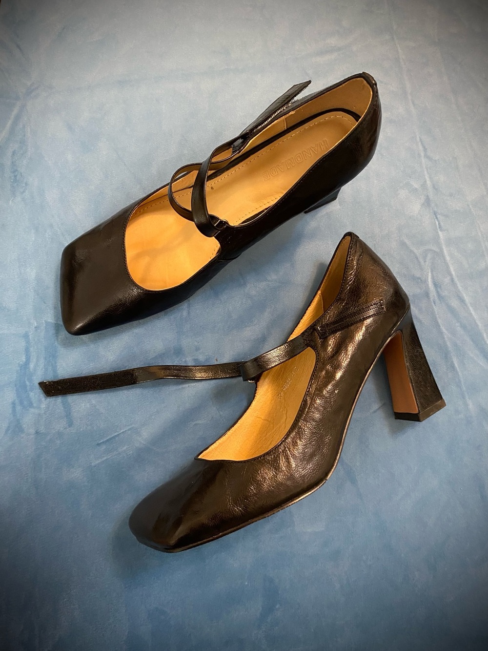 Asymmetric Closed Toe European Leather Heels - Picture 4 of 5